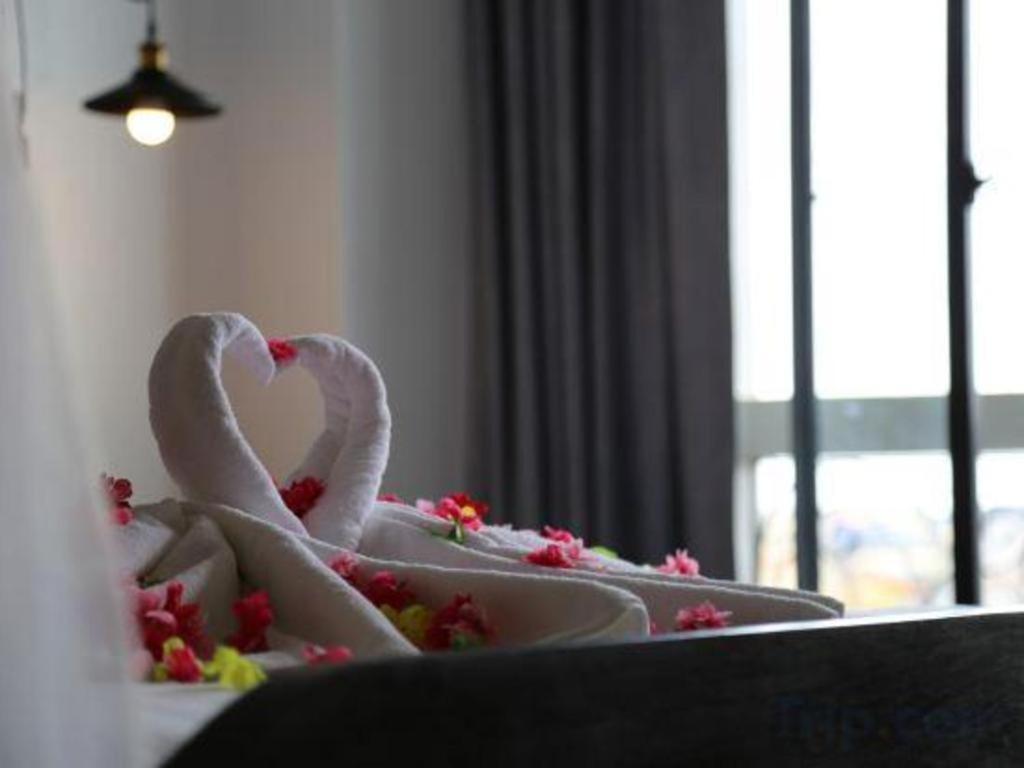 Yeak Loam Hotel Banlung Экстерьер фото