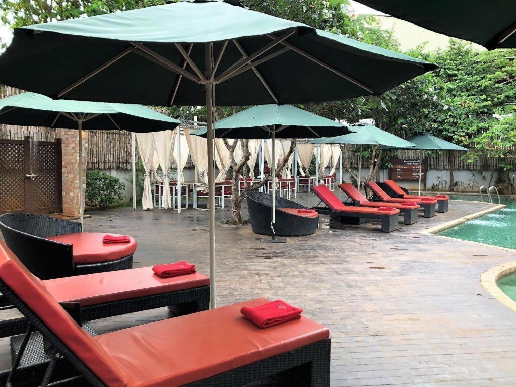 Yeak Loam Hotel Banlung Экстерьер фото